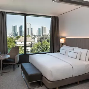 Meliá Frankfurt 4*, Frankfurt am Main Németország