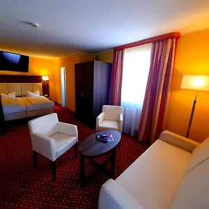 Invite Hotel